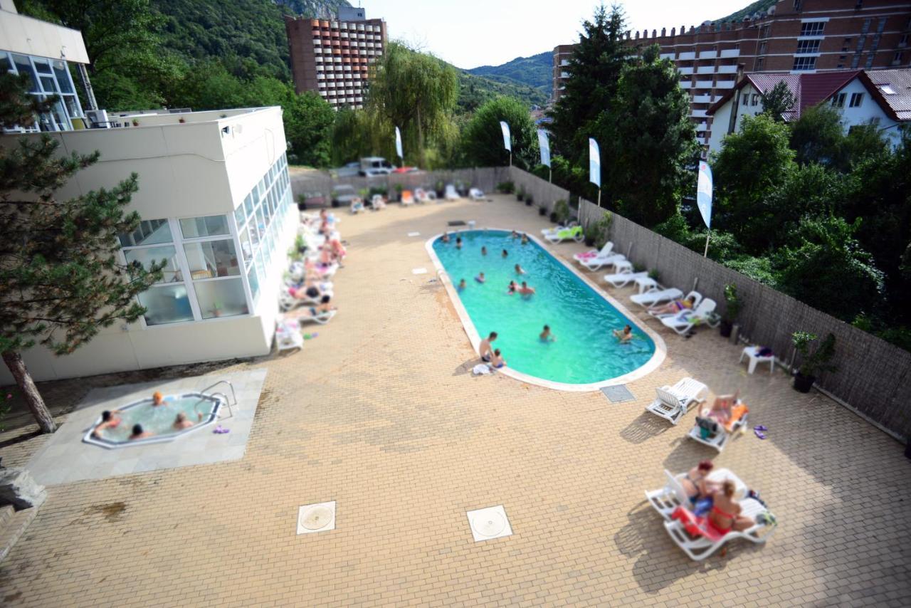Bacolux Diana Resort, Herculane Băile Herculane Exterior foto