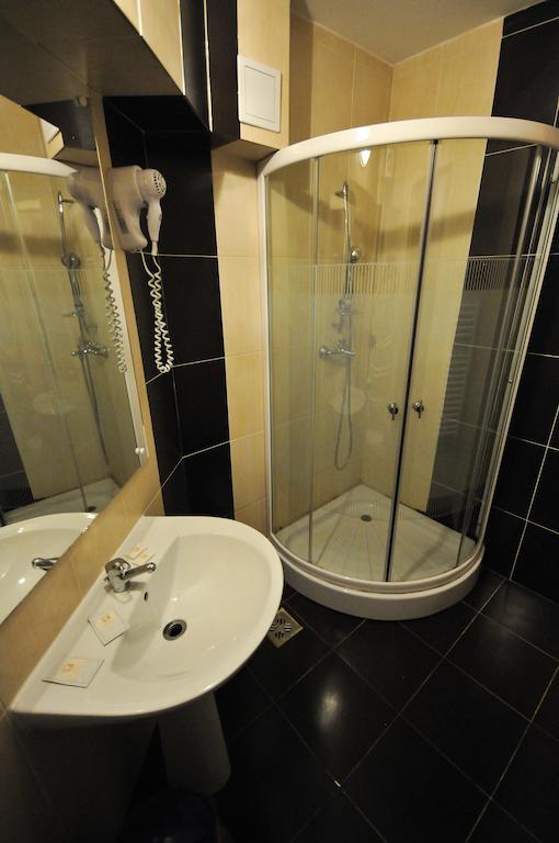 Bacolux Diana Resort, Herculane Băile Herculane Cameră foto
